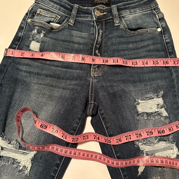 Judy Blue Very Distressed Mid Rise? Cotton Boyfriend Fit Dark Wash Jeans 26 - Picture 14 of 16